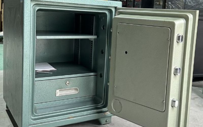 Mua két sắt cũ giá rẻ có thật sự an toàn khi nó đã từng được sử dụng bởi chủ khác 