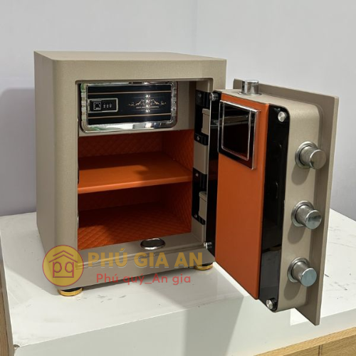 Phiên bản màu trắng