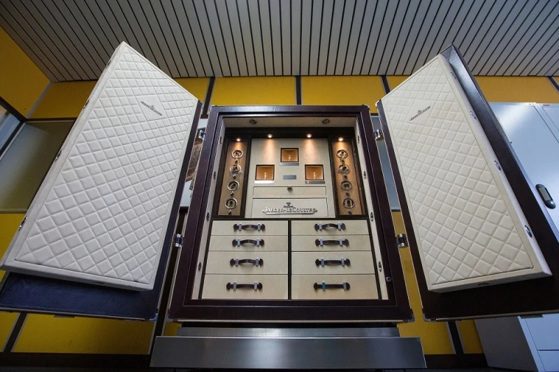 Nên Mua Két Sắt Gia Đình Loại Nào? Bảng Giá Mới Nhất 2025